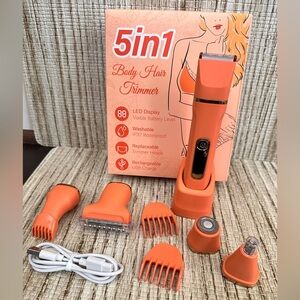 Razor Rechargeable 5 in 1 Trimmer for Women